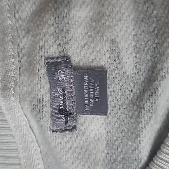 NWOT Aerie Grey Camo Oversized Crewneck - Picture 4 of 5